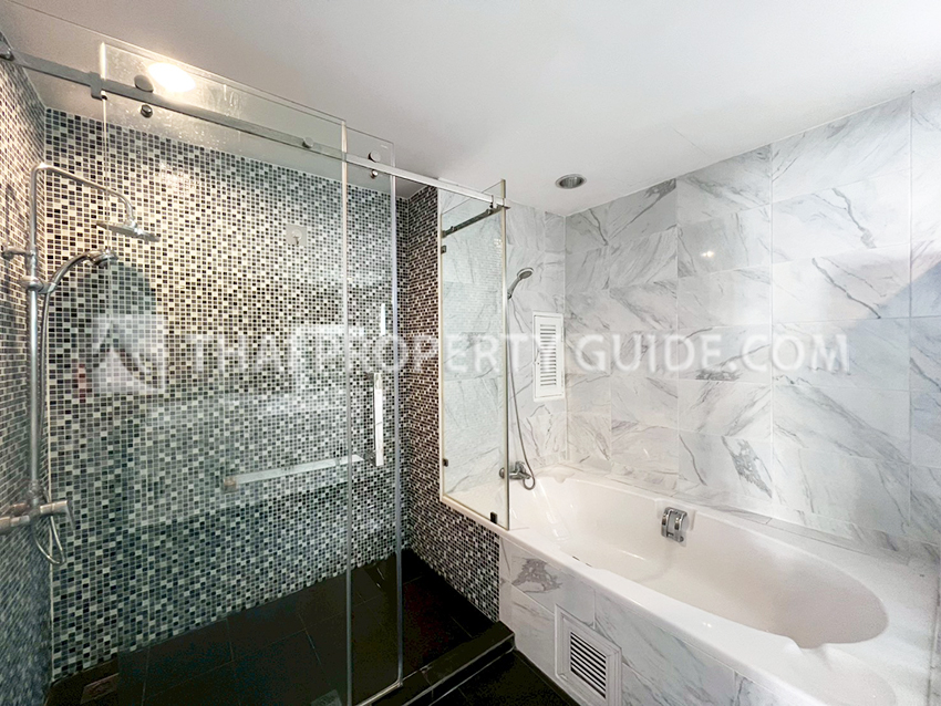 Townhouse in Sathorn 