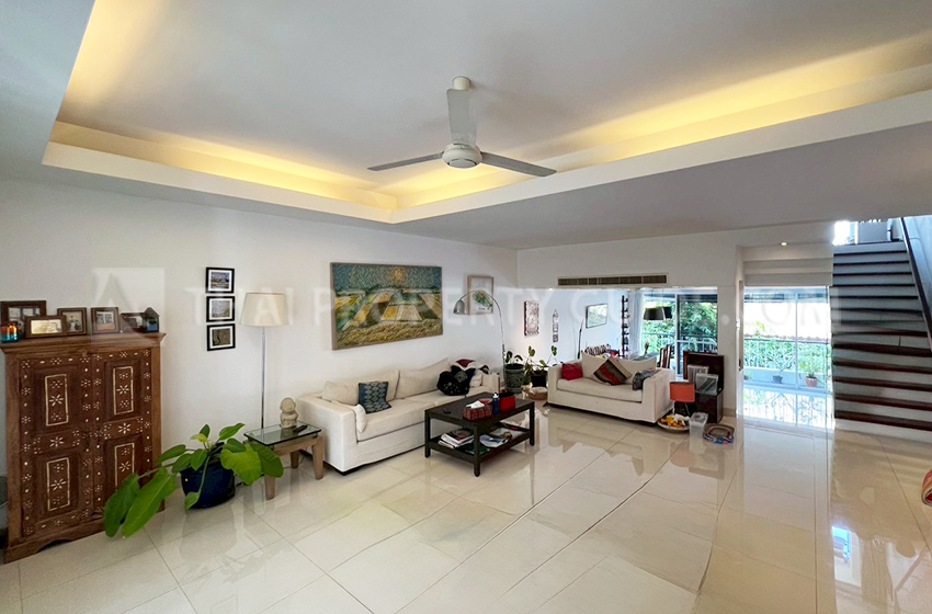 Townhouse in Sukhumvit 