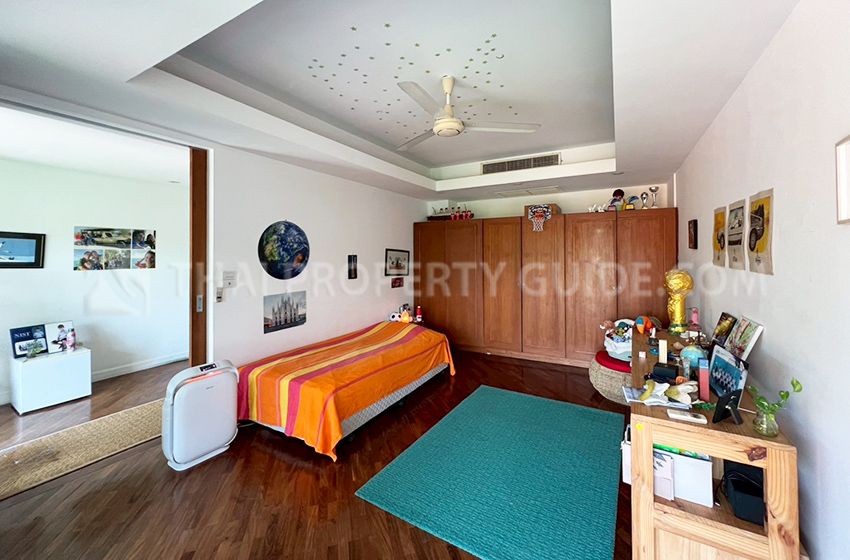 Townhouse in Sukhumvit 