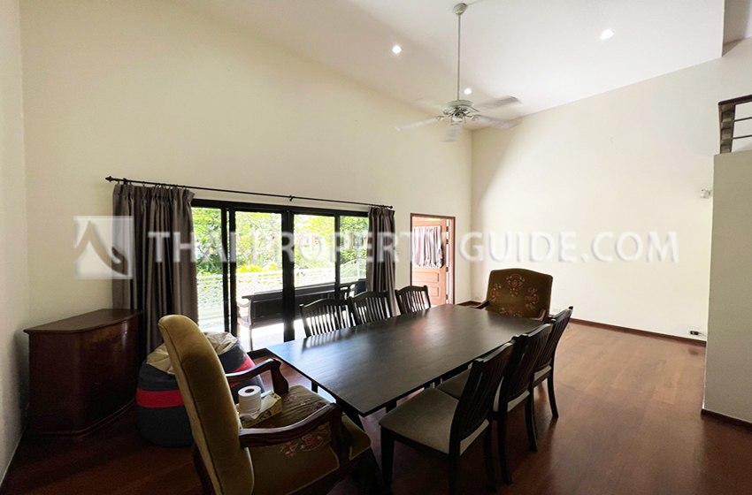 Townhouse in Sukhumvit 