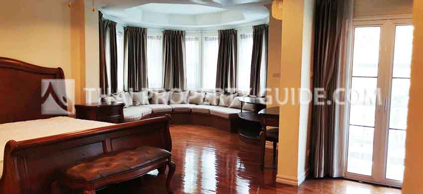Townhouse in Sukhumvit 
