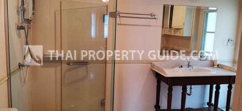 Townhouse in Sukhumvit 