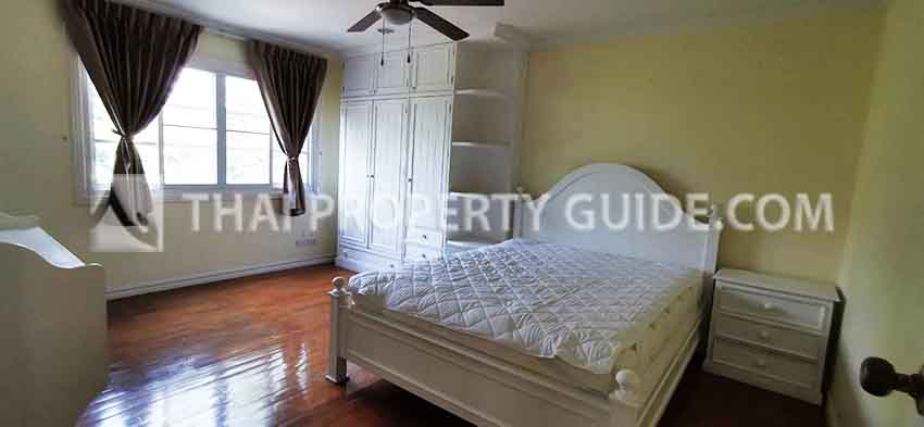 Townhouse in Sukhumvit 