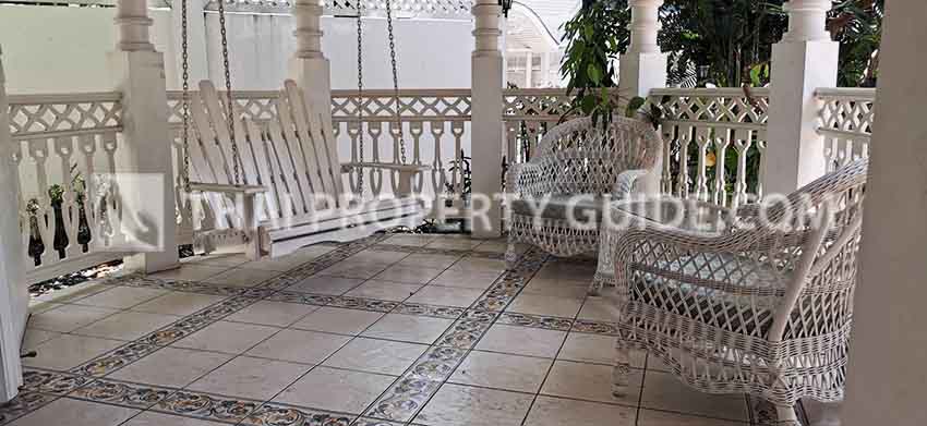 Townhouse in Sukhumvit 