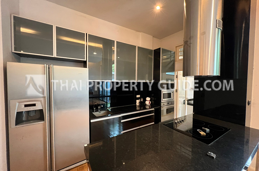Townhouse in Sukhumvit 