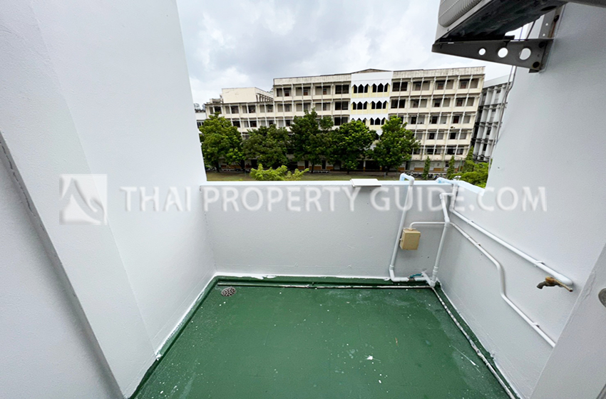 Townhouse in Sukhumvit 