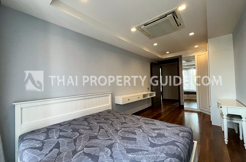 Townhouse in Sukhumvit 